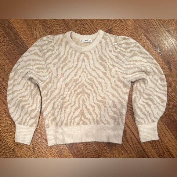Mango cream and tan animal print puff sleeve sweater wool blend size Medium - Picture 3 of 5
